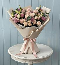 Букет цветов из:  Розы и Лизиантусы в Новоорске
