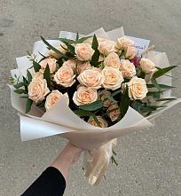 Букет Кремовые розы Латте в Новоорске