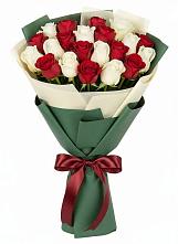 Букет Микс из красных и белых роз #REPLACE_PRED# Новоорске