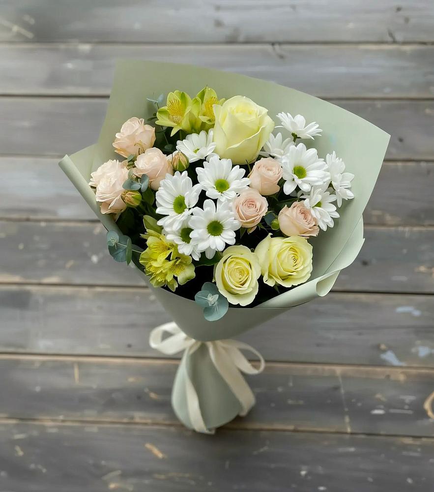 Букет цветов из: Альстромерии, Розы и Хризантемы в Новоорске