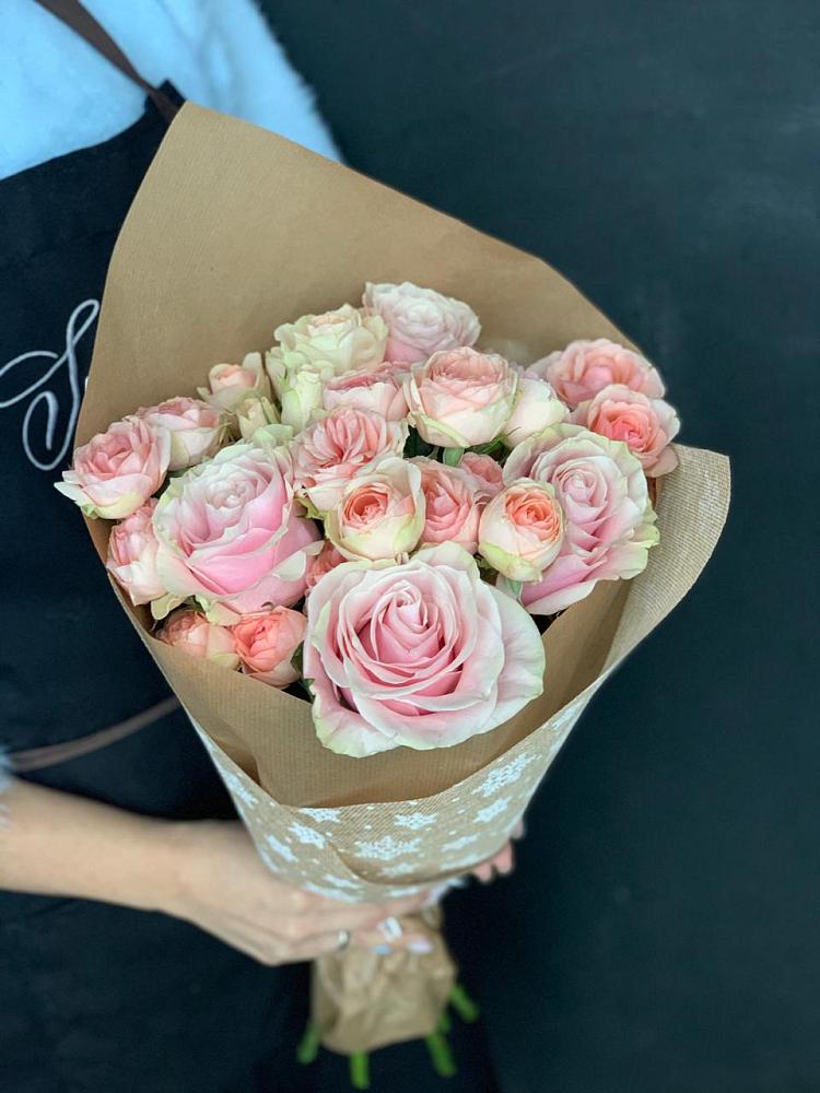 Букет цветов из: Хризантемы и Розы в Новоорске