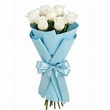 Букет 7 белых роз Проуд в Новоорске