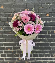 Букет цветов из:  Герберы и Хризантемы #REPLACE_PRED# Новоорске