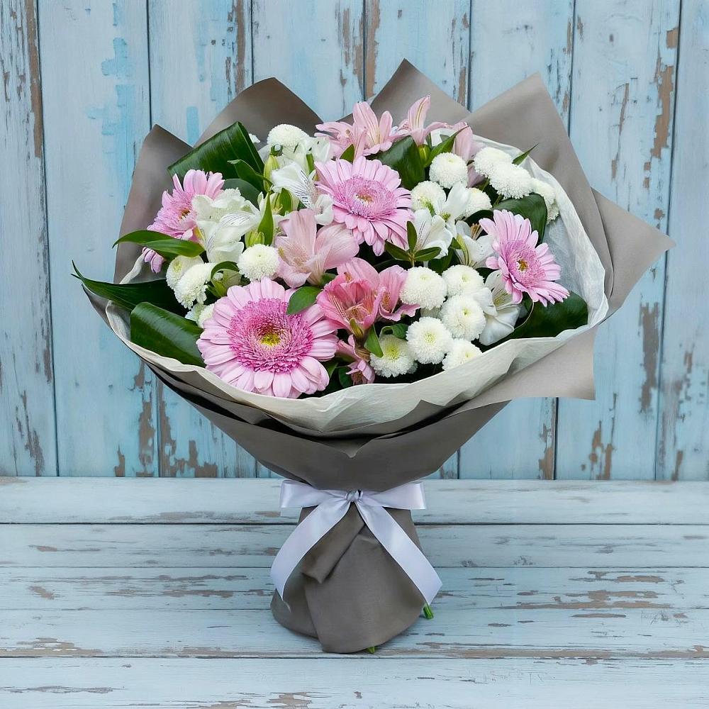 Букет цветов из: Герберы, Альстромерии и Хризантемы в Новоорске