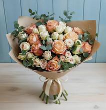 Букет цветов из:  Альстромерии и Розы в Новоорске