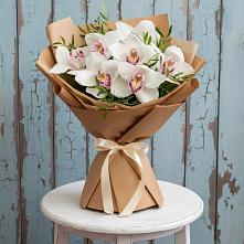 Букет цветов из:  Орхидеи и Розы в Новоорске