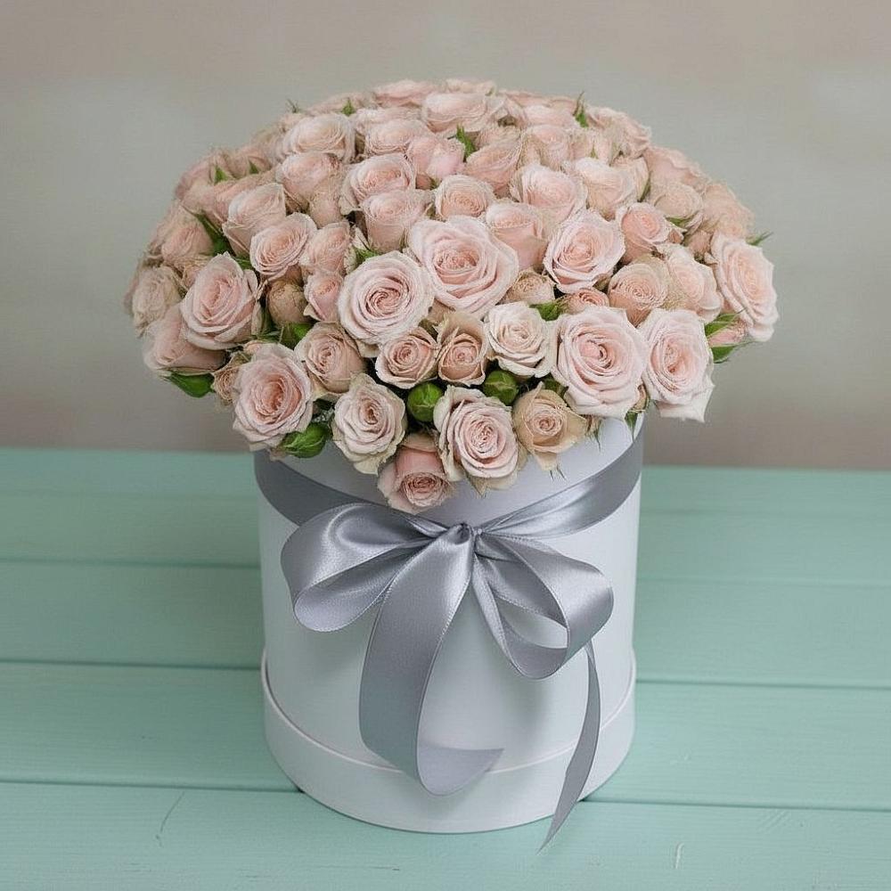 Цветочная композиция из Розы в шляпной коробке в Новоорске